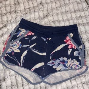 GAP Floral print Shorts